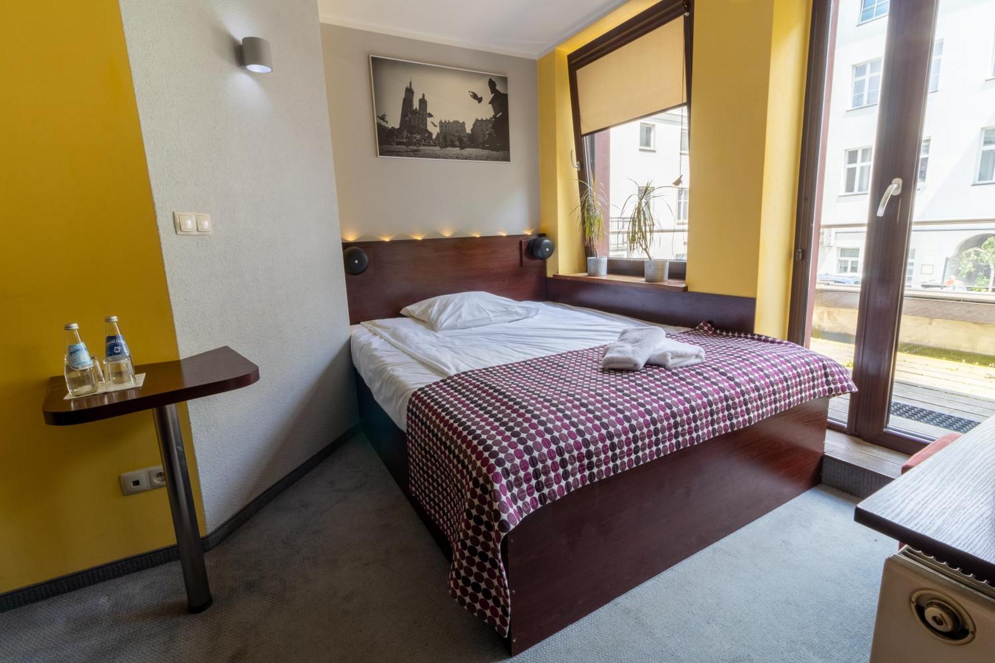 Atlantic Aparthotel Krakow Exterior photo