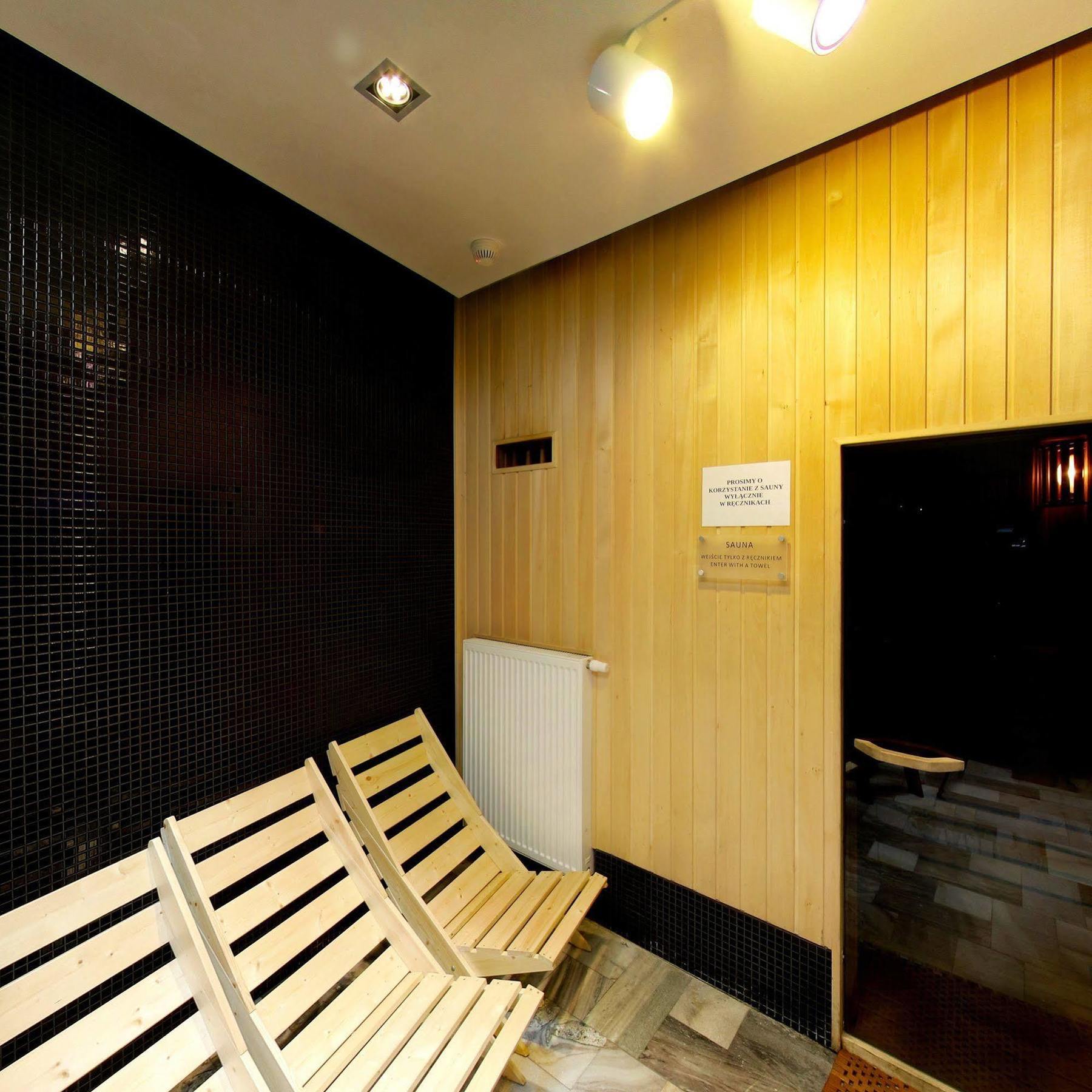 Atlantic Aparthotel Krakow Exterior photo